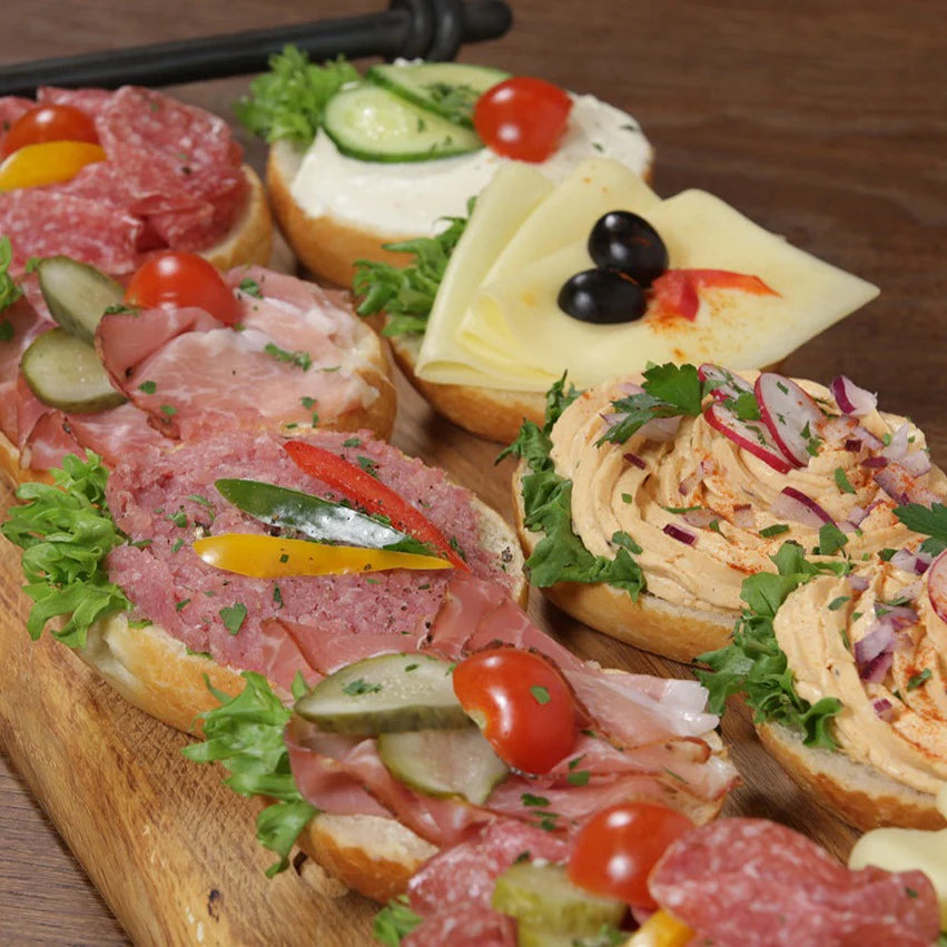 Antipasti-Gemüse und Bruscetta-Aufstrich – metzgerei-franz Antipasti-Gemüse und Bruscetta-Aufstrich – metzgerei-franz